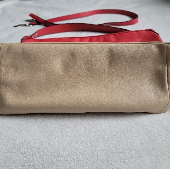 Vintage Coach bag - EUC - Picture 4 of 9